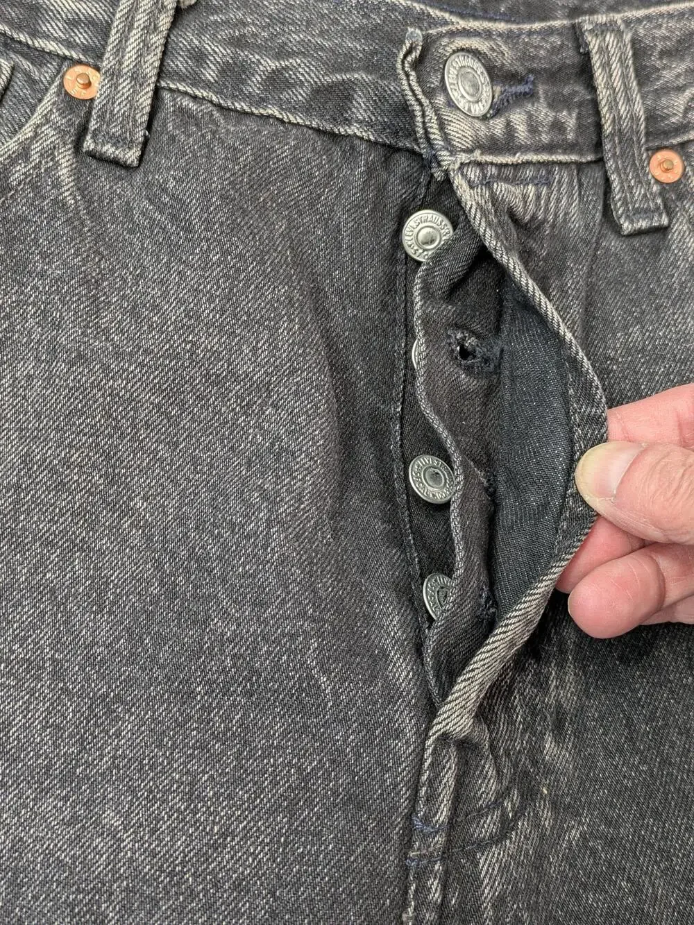Levis Premium Shorts Mens 33 Black 501 93 Bermuda Denim Button Fly Cutoff